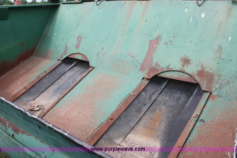 image for item D7895 Koehring K chip spreader