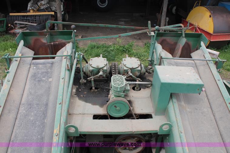 image for item D7895 Koehring K chip spreader