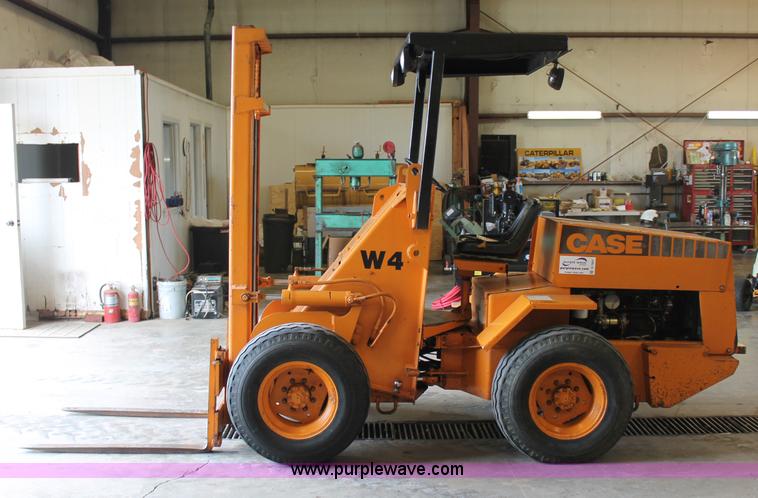 image for item D7897 Case W4 580E articulated forklift