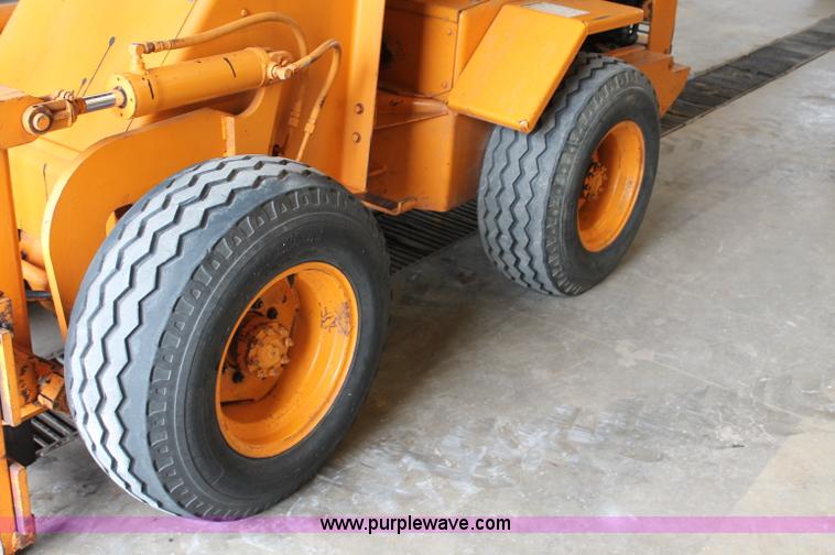image for item D7897 Case W4 580E articulated forklift