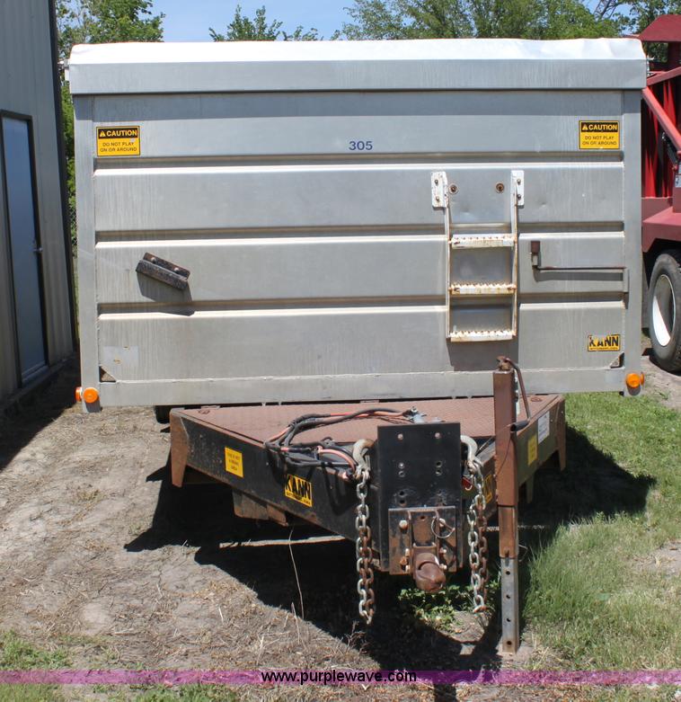 image for item D7911 2000 Kahn Versahall 20' tandem axle dump trailer