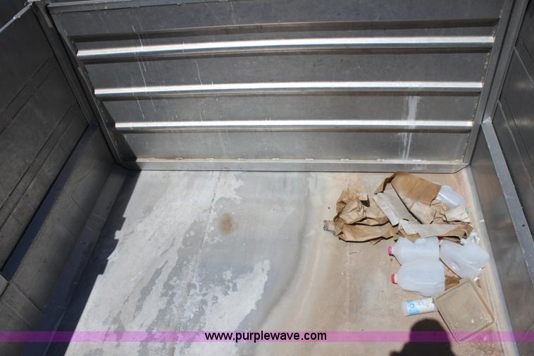 image for item D7911 2000 Kahn Versahall 20' tandem axle dump trailer