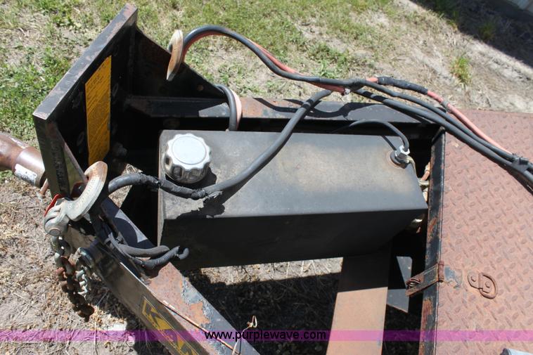 image for item D7911 2000 Kahn Versahall 20' tandem axle dump trailer