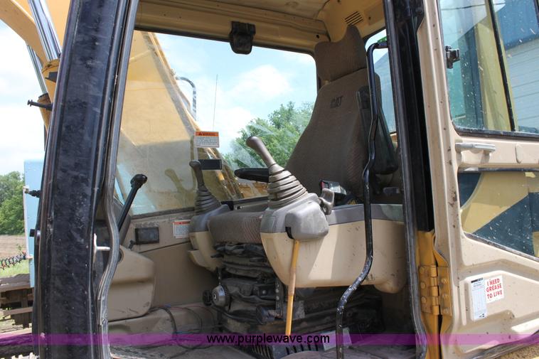 image for item D7932 2003 Caterpillar 312BL excavator