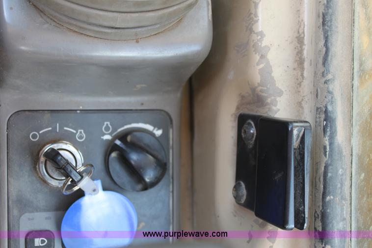 image for item D7932 2003 Caterpillar 312BL excavator