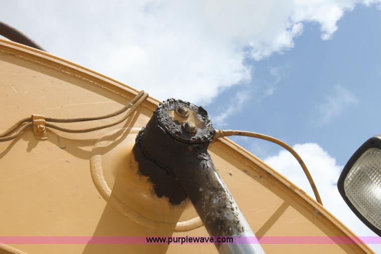 image for item D7932 2003 Caterpillar 312BL excavator