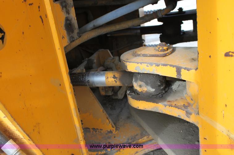 image for item D7977 1987 Dresser 550 wheel loader