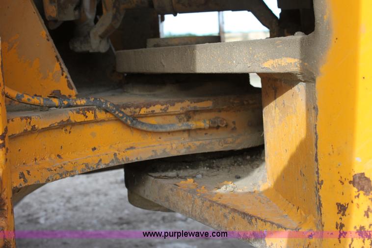 image for item D7977 1987 Dresser 550 wheel loader