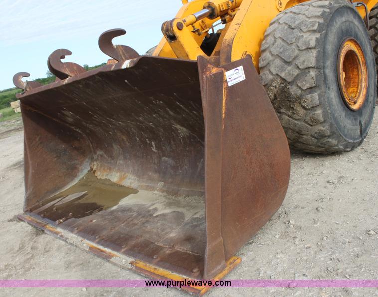 image for item D7977 1987 Dresser 550 wheel loader