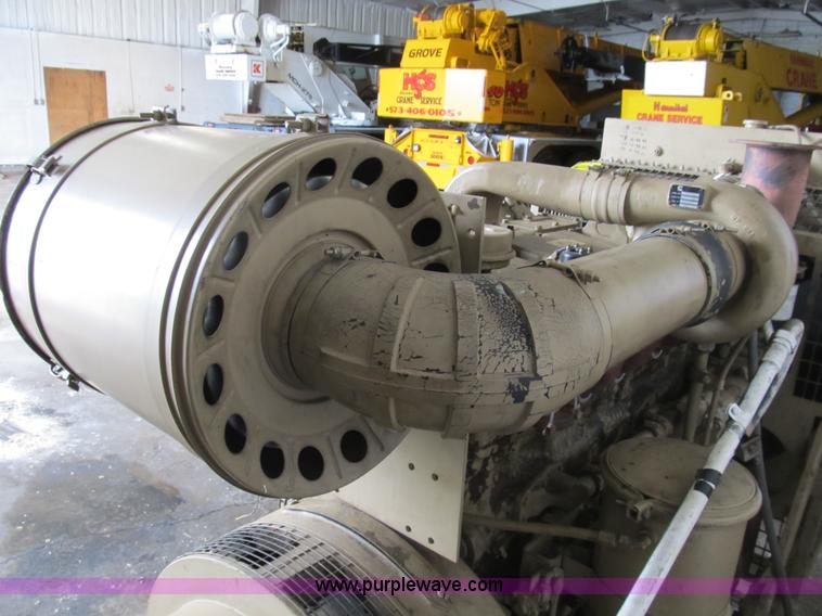 image for item D9468 1999 Cummins diesel generator