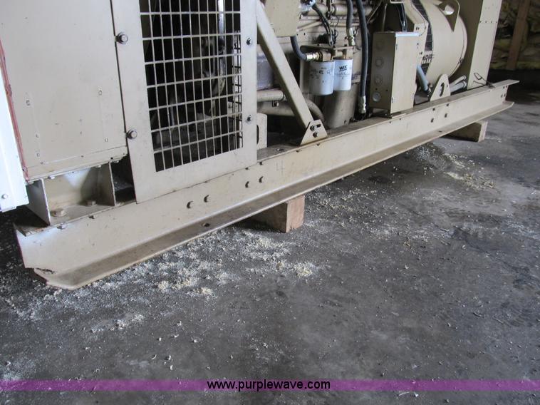image for item D9468 1999 Cummins diesel generator