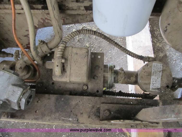 image for item D9468 1999 Cummins diesel generator