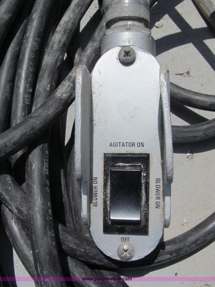 image for item G9487 Intec Force 1 insulation blower