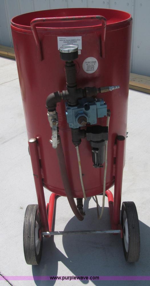 image for item G9489 1989 Snap-on YA441 abrasive blaster