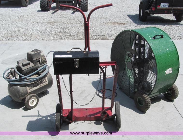 image for item G9490 Assortment of shop tools