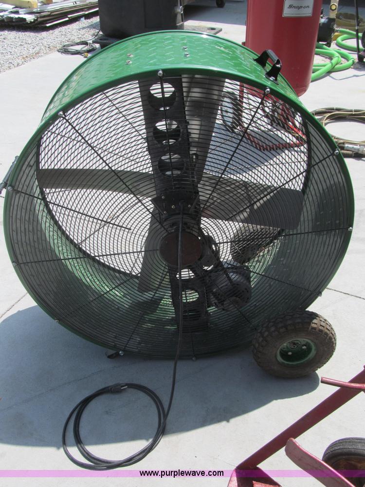 image for item G9490 Assortment of shop tools