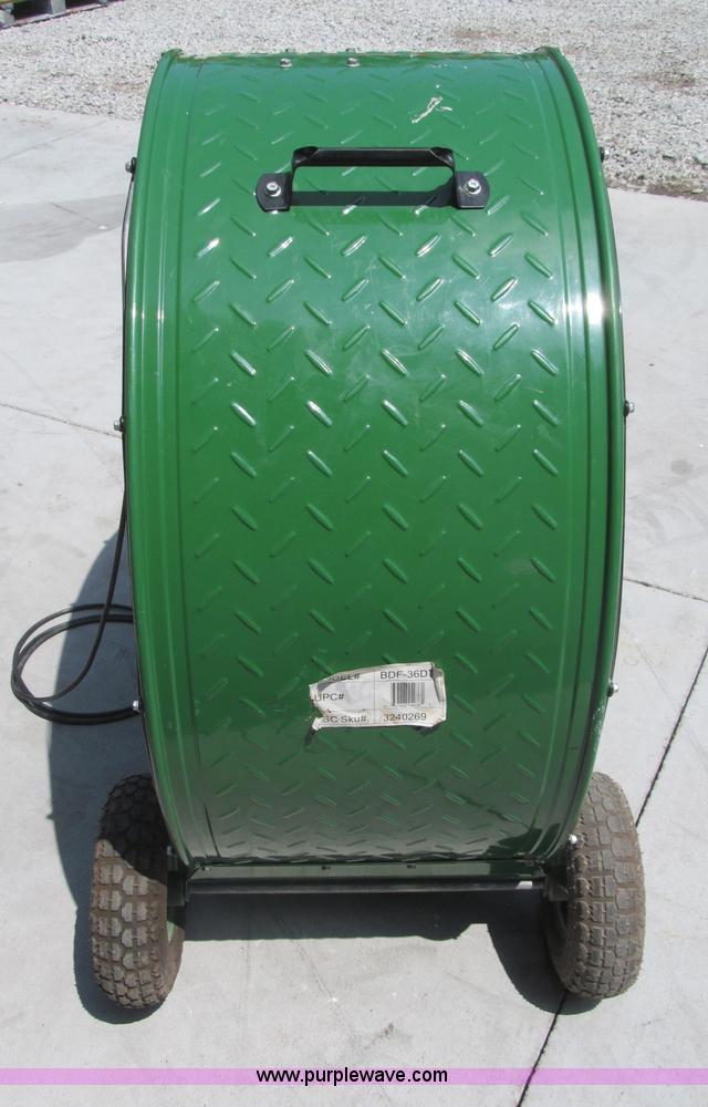 image for item G9490 Assortment of shop tools