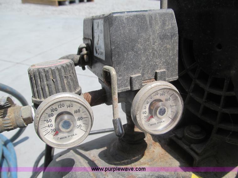 image for item G9490 Assortment of shop tools