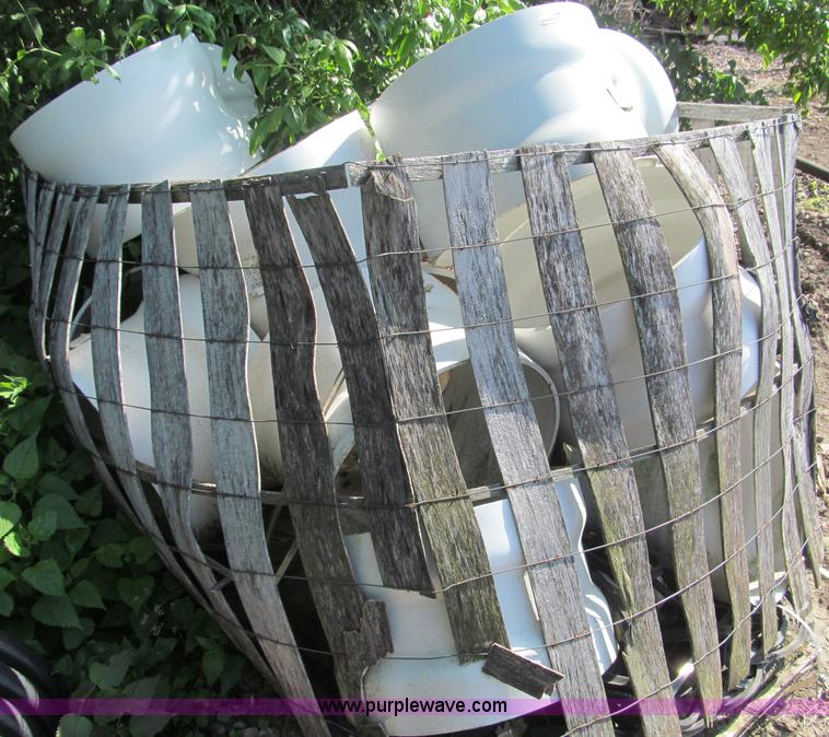 image for item G9491 18" PVC pipe T-fitting and couplers