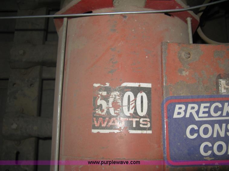 image for item G9902 Homelite 5,000 watt generator