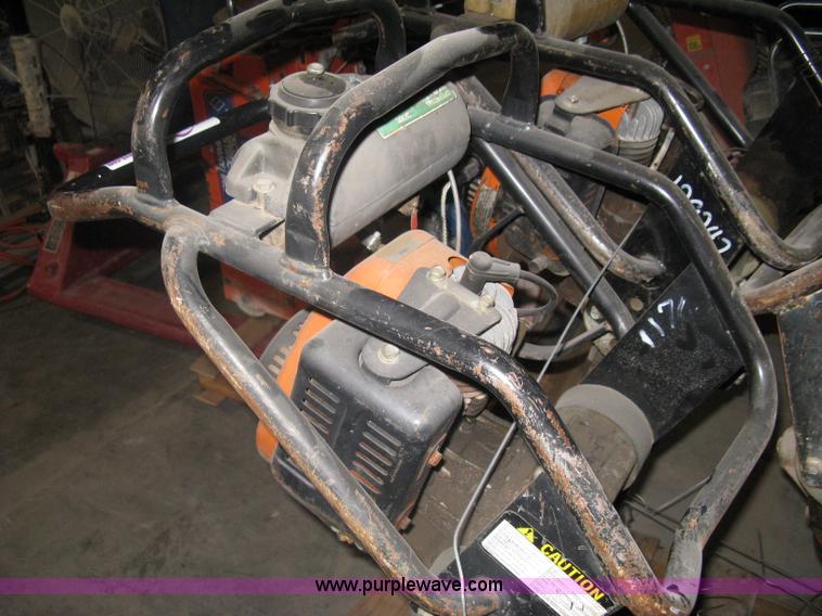 image for item G9908 MBW jumping jack plate compactor