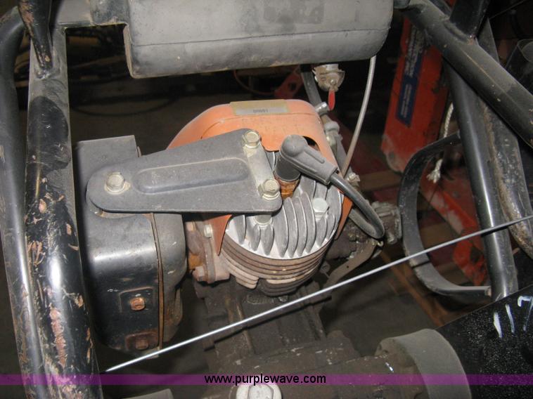 image for item G9908 MBW jumping jack plate compactor