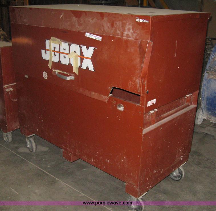(2) Jobox roll around tool boxes in Wichita, KS Item G9920 sold