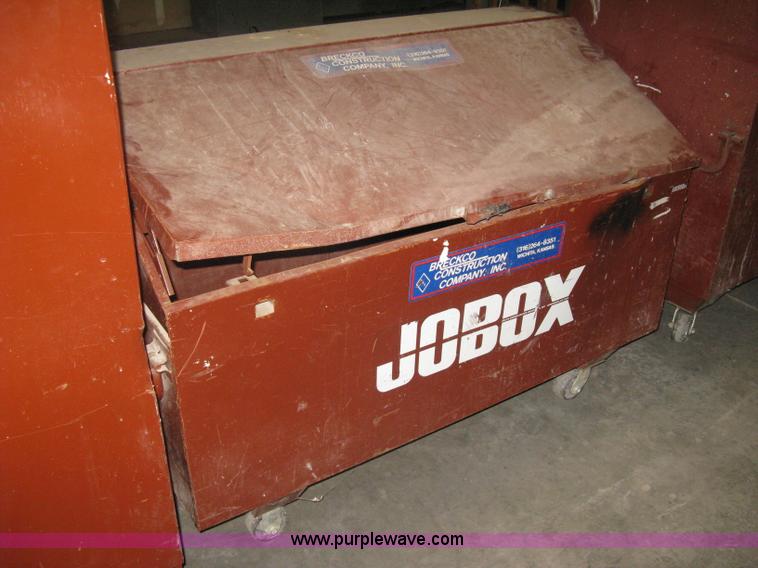 (2) Jobox roll around tool boxes in Wichita, KS Item G9920 sold