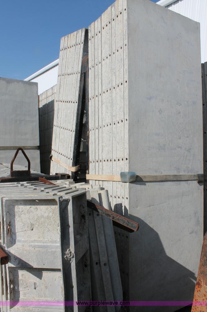image for item O9256 (54) 9' x 36" Western aluminum concrete forms