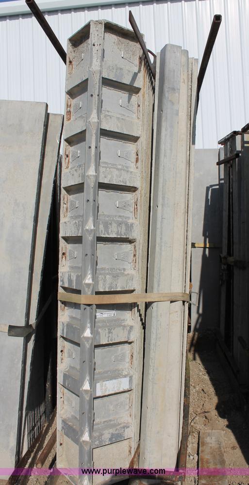 image for item O9257 Assorted 9' Western aluminum concrete forms