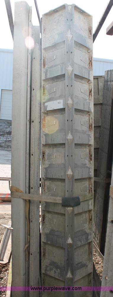 image for item O9257 Assorted 9' Western aluminum concrete forms