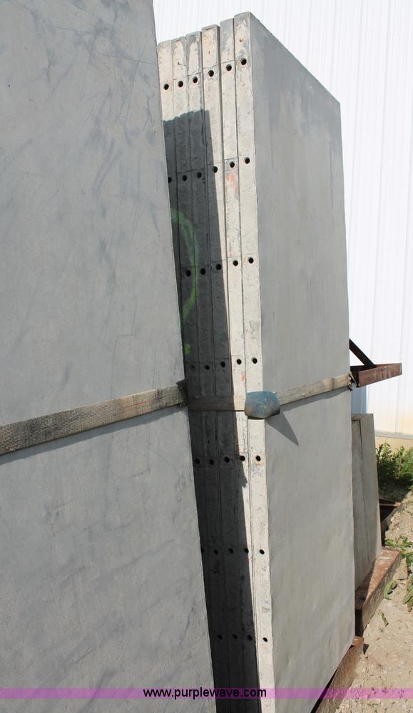 image for item O9259 Assorted 8' Western aluminum concrete forms