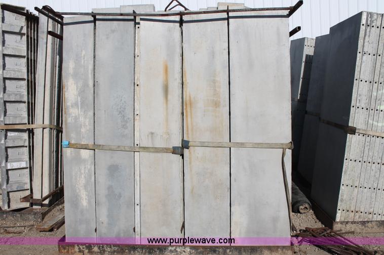 image for item O9259 Assorted 8' Western aluminum concrete forms