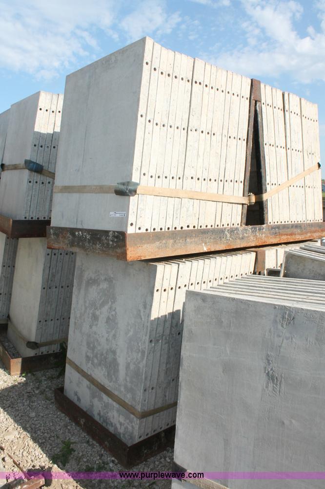 image for item O9260 (157) 4' x 36" Western aluminum concrete forms