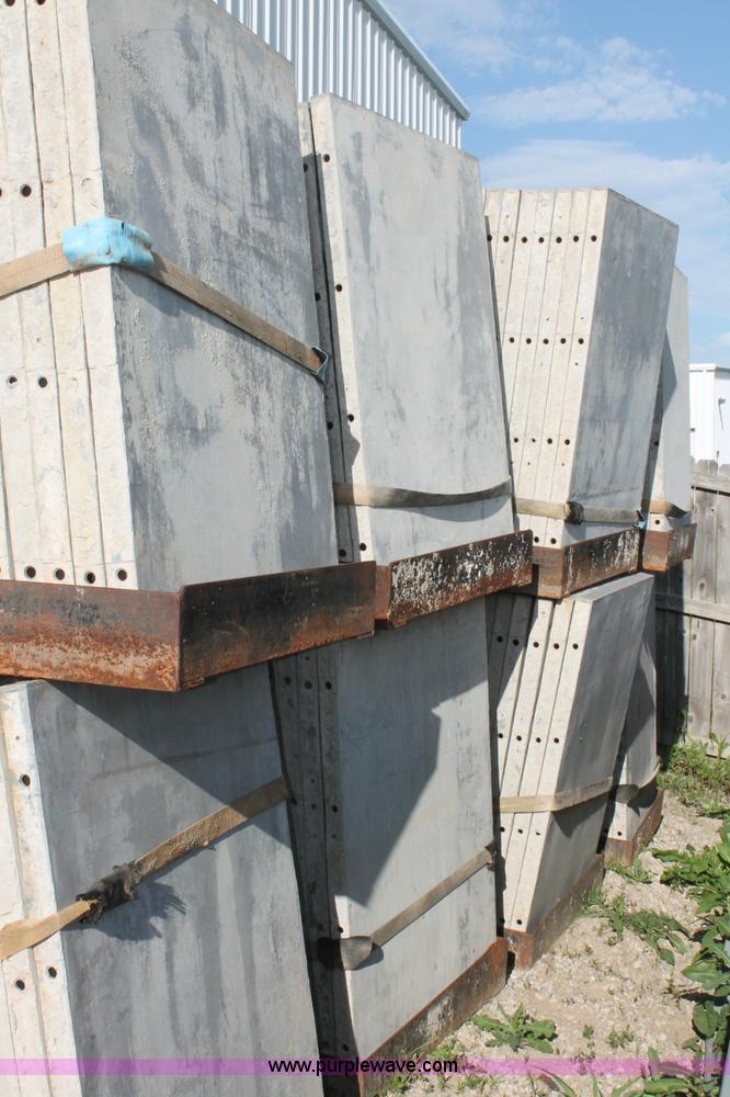 image for item O9260 (157) 4' x 36" Western aluminum concrete forms