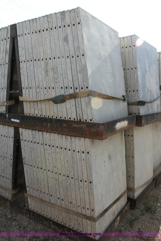 image for item O9261 Assorted 4' Western aluminum concrete forms