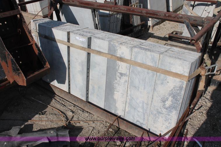 image for item O9262 Assorted 1' Western aluminum concrete forms