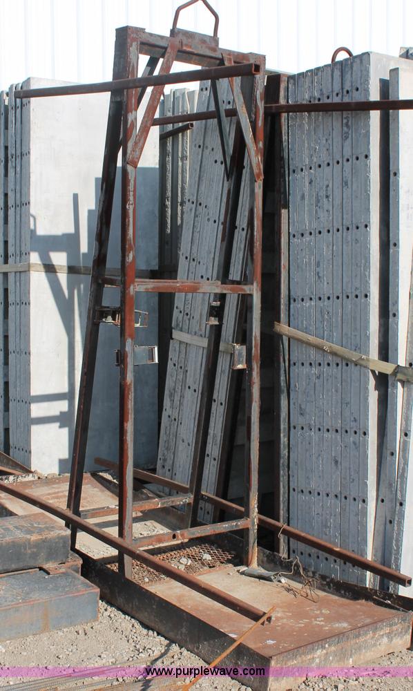 Aluminum concrete form racks in Grain Valley, MO Item O9264 sold