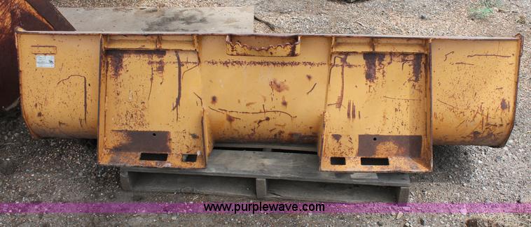 image for item O9267 Case 6' bucket