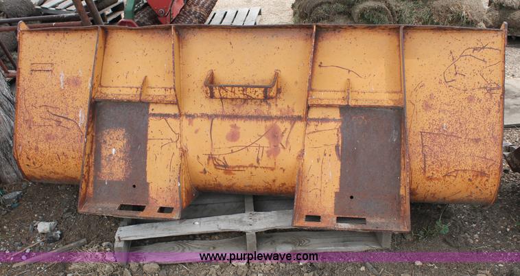 image for item O9268 6' bucket