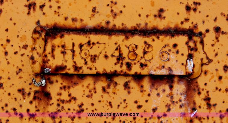 image for item O9268 6' bucket