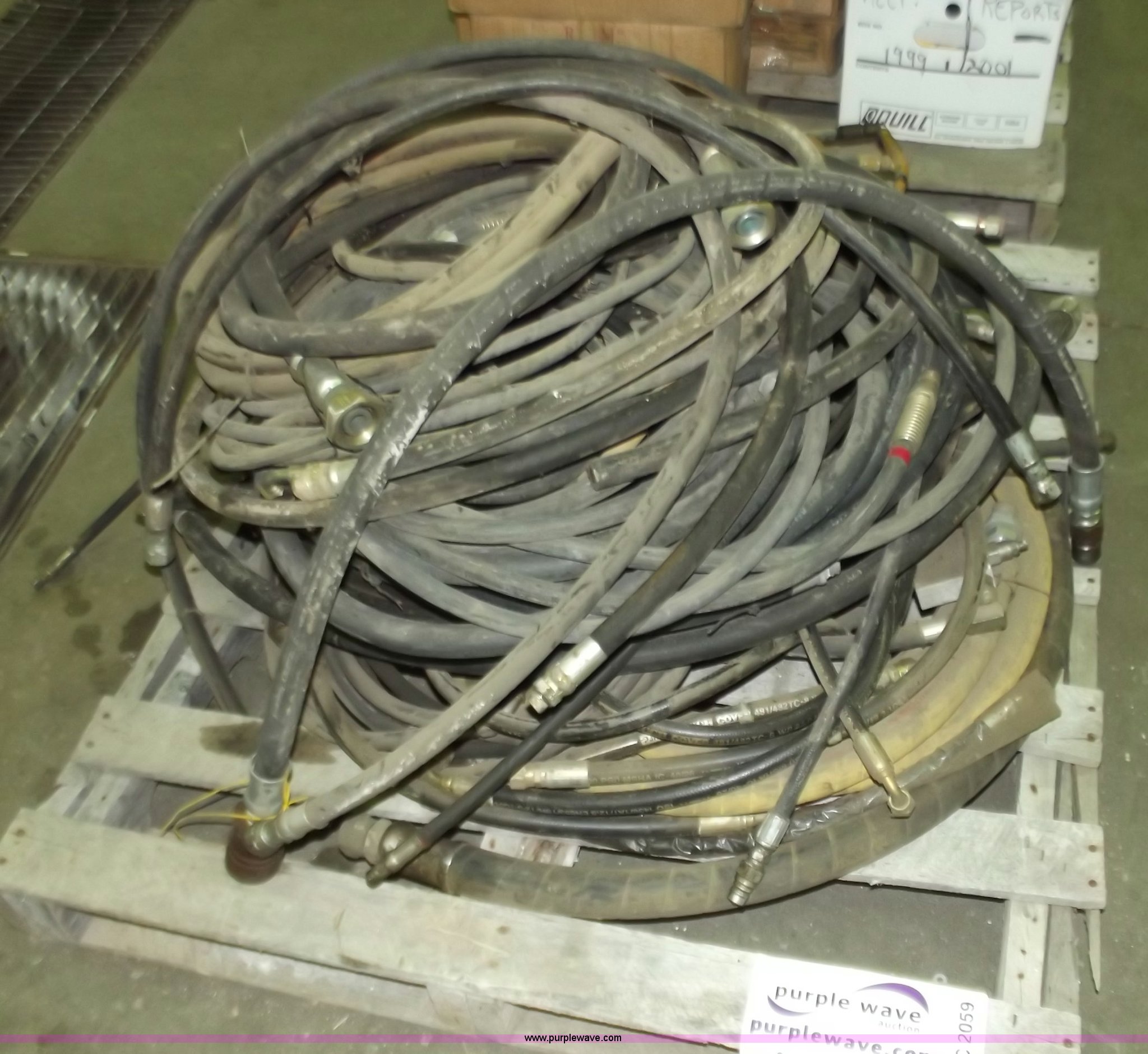 Assorted hydraulic hoses in Columbia, MO Item C2059 sold Purple Wave