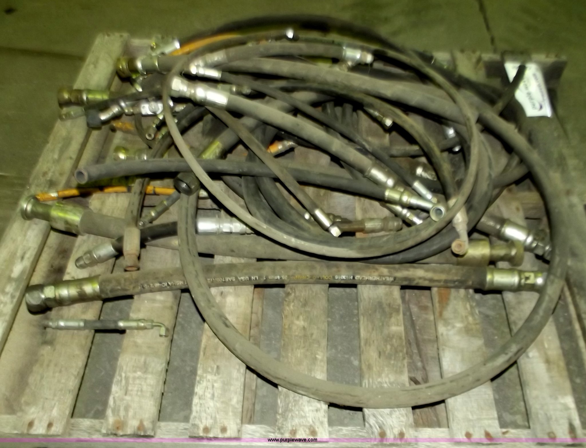 Assorted hydraulic hoses in Columbia, MO Item C2065 sold Purple Wave