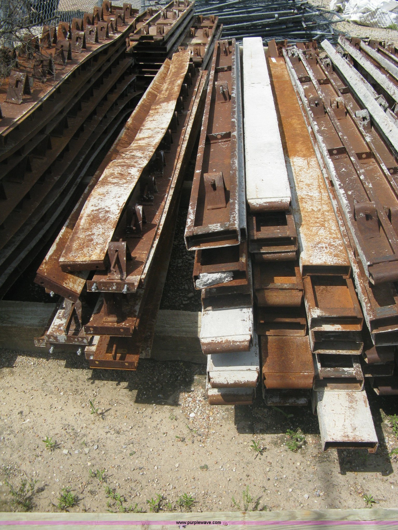 (25) threepin 6" metal concrete forms in Wichita, KS Item G9899 sold