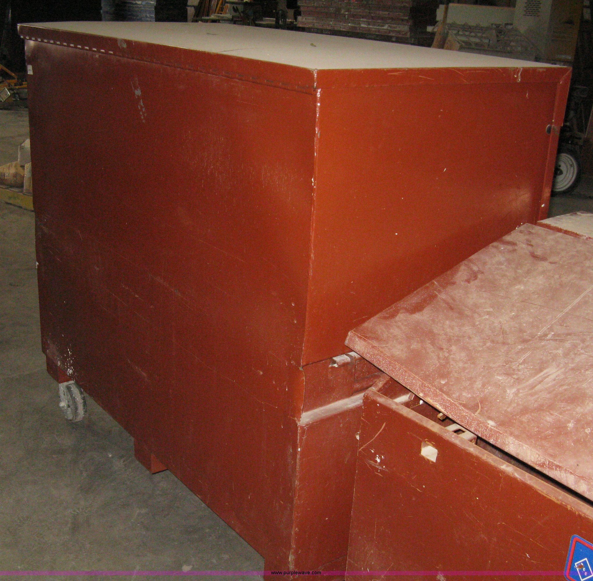 (2) Jobox roll around tool boxes in Wichita, KS Item G9920 sold