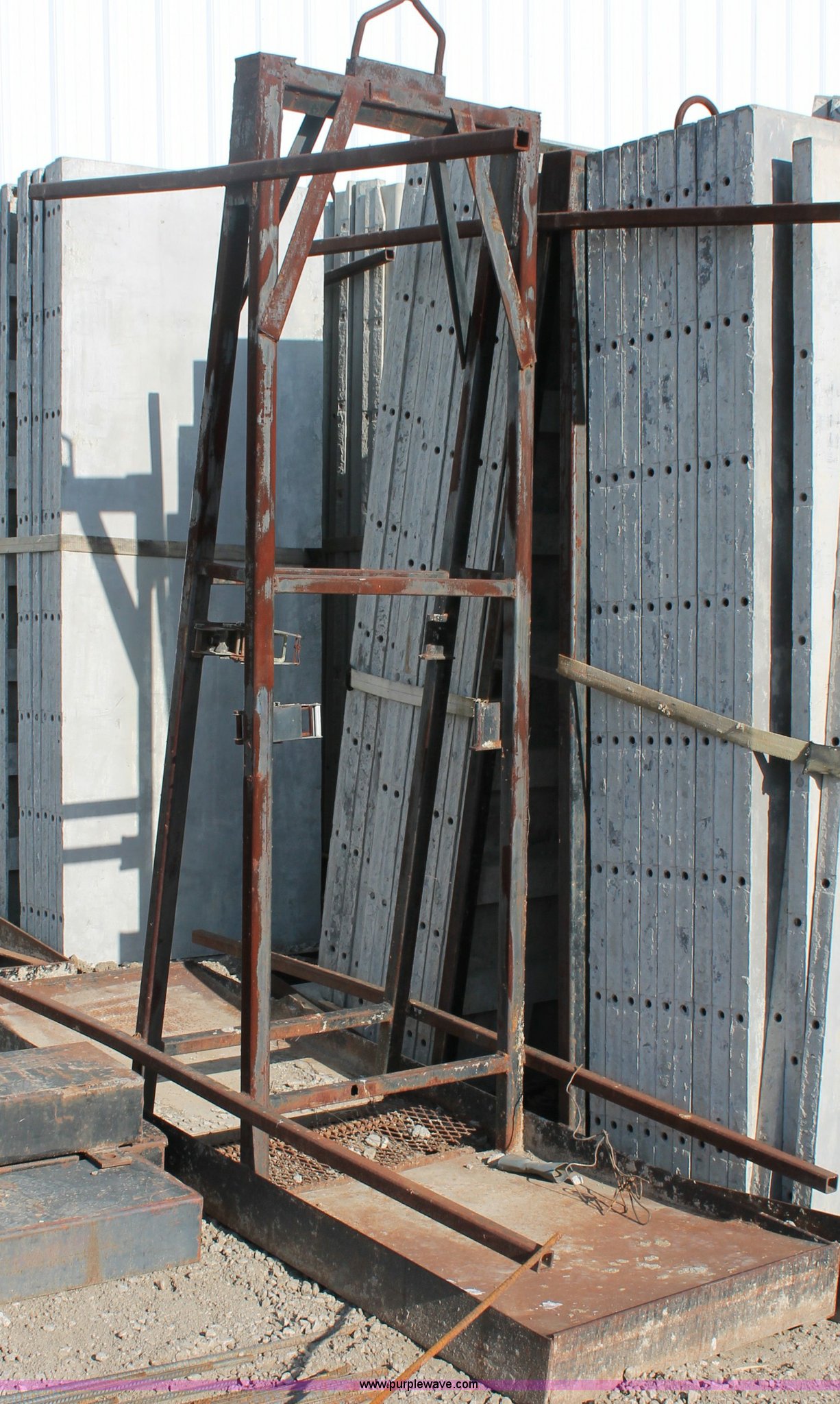 Aluminum concrete form racks in Grain Valley, MO Item O9264 sold