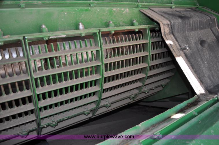 image for item A5892 2007 John Deere 9760 STS combine