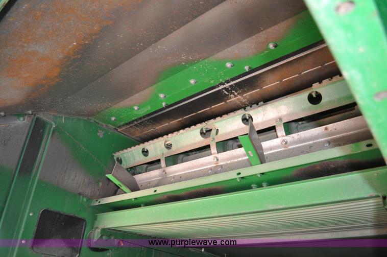 image for item A5892 2007 John Deere 9760 STS combine