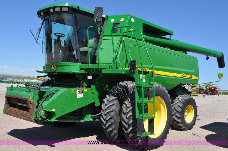 image for item A5893 2002 John Deere 9750 STS combine