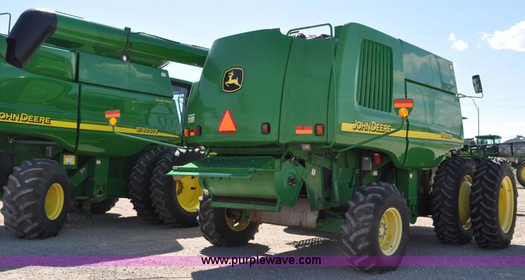 image for item A5893 2002 John Deere 9750 STS combine